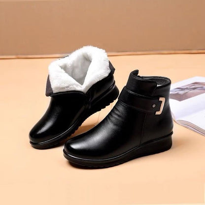 Fleece-Lined Flat Ankle Boots with Side Zip and Non-Slip Sole