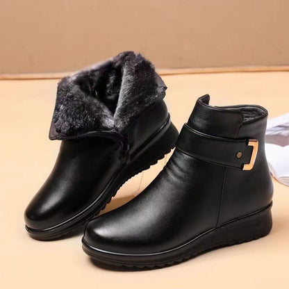 Fleece-Lined Flat Ankle Boots with Side Zip and Non-Slip Sole